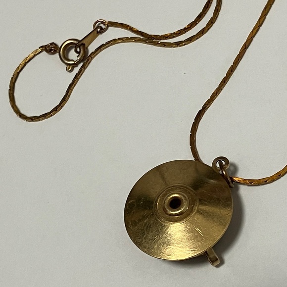 Vintage Tiger’s Eye Teacup necklace - Picture 7 of 13